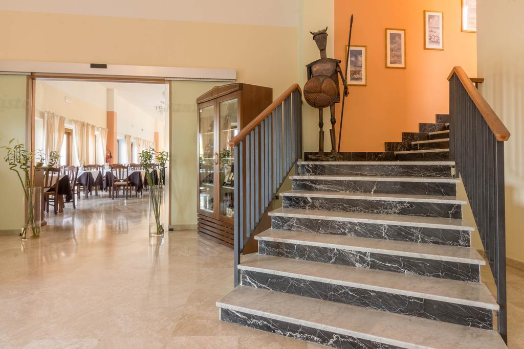 Hotel Brancamaria Cala Gonone Buitenkant foto